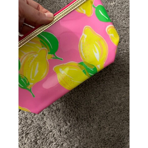 Lilly Pulitzer Makeup bag - Picture 4 of 4